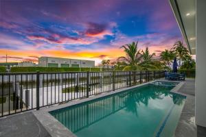 Marco Premium Escape Waterfront