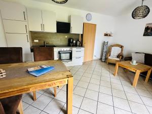 Strandwart Ferienwohnung Zingst mit Garten