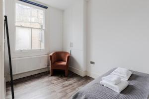 Modern 2-BDR 1BR in Earls Court
