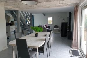 Bassin-style house with garden in La Teste