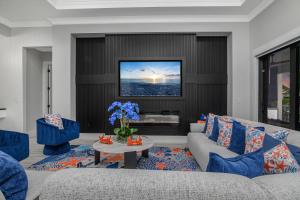 Marco Premium Escape Waterfront