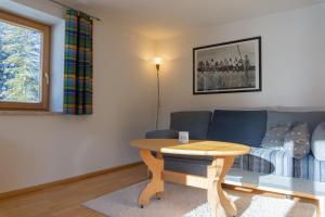 Haus Wörle- Ferienwohnung "Hahle"