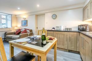 1 Bed in St Ives oc-mar02a