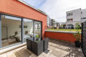 DIVIA Home - Lichtdurchflutete 3-Zimmer mit Terrasse - zentral - für Familien und Geschäftsreisende