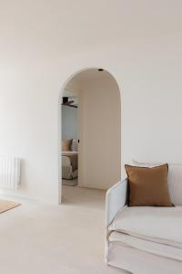 Luxury Seafront New Design & Private Terrace