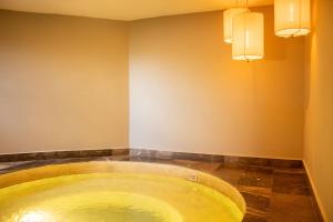 SwimUp Retreat in Aldea Zama Pool at Your Door & Beach Club