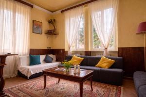 Hotel Villa Pina - Vicino al mare con parcheggio e giardino