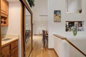 534 Sun River #8