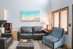 643 Silvercreek Inn Condo
