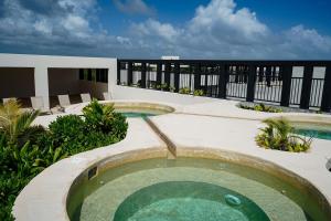 Jungle View Nest Jungle Rooftop Beach Club