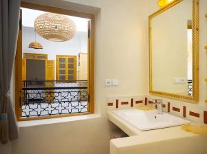 Little Marrakesh - cozy private riad, pool terrace kitchen