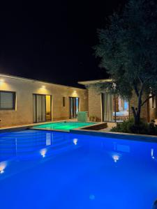 Évasion moderne & Piscine Privèe Romantic et hammam offert