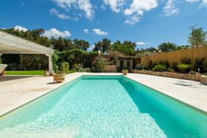 Villa Toren Notteri con piscina img11