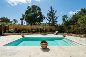 Villa Toren Notteri con piscina img16