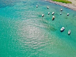 Skouna Luxury Suites by DadoVillas