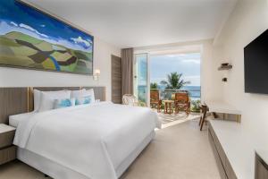 Claritas Beach Bar & Resort