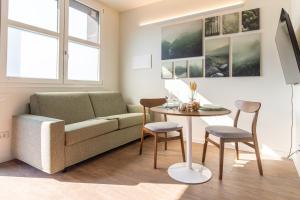 Nobel Flower Apartments