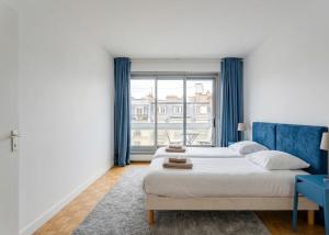 2BR Tour Eiffel View Suffren