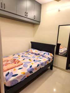 New Modern Studio 2BHK Full Furnished in Kondapur