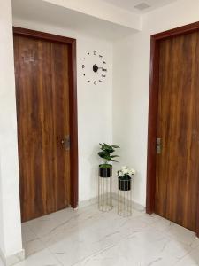 Mi Casa Amore - Cozy 2BHK with Projector