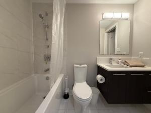 Luxury and cozy 1B1B close to transition