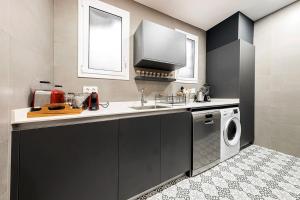 Junto al metro vive Barcelona