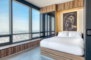 Luxury Studio - Pool - Revolution Monument View