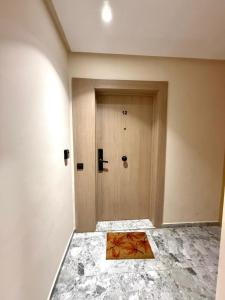 VIVASTAY Casablanca - Bonnat Square Chic Residence - Palmier -