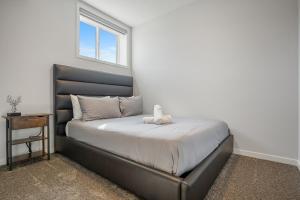 Yellowstone Suite Two Bedroom Free Parking