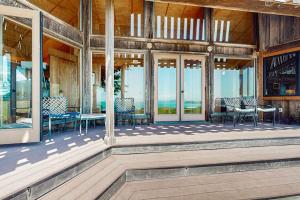 Curtis-Moulton Retreat