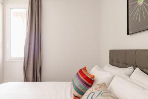 Vive nómada, Wi-Fi rápido, Gaudi, Sol y Tapas