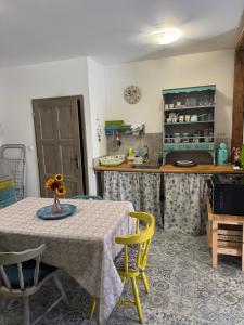 Family&Friends Lovely Apartment House in Punat