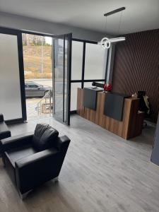 Spacious Modern Suites in Yasamkent New Building