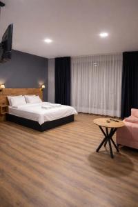 Spacious Modern Suites in Yasamkent New Building