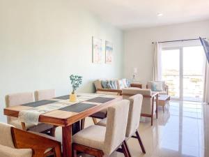 Family-Friendly Apartment near Malecon & Pool