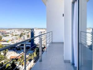 Family-Friendly Apartment near Malecon & Pool