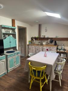 Family&Friends Lovely Apartment House in Punat