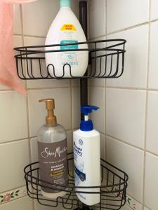 Citrus Loft Room B - Quiet and Convenience Female Only