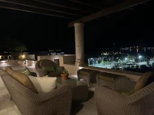 Increible Casa con vista al mar