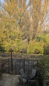 A Lovely double room in nature-shared home Liverpool