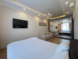 27 Pearl - The Salt House