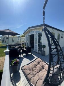Millfields Holiday Park - The Balmoral - Coastal Caravan Breaks