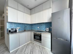 27 Pearl - The Breeze