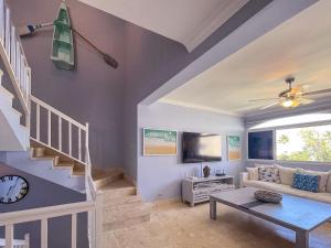 3 level PenthouseHOT TUBocean viewwalkable shop