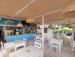 DUCASSI Suites ROOMS Hotel BEACH Playa Bavaro WiFi Parking ROOFTOP POOL & SPA