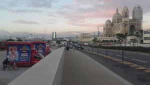 Charming Guest Room in the Heart of Marseille