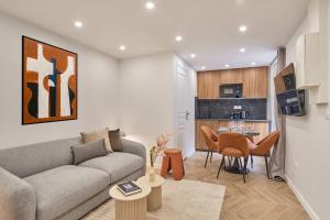 Modern Suite Center of Paris Montmartre