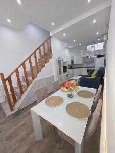 Apartamento Centro Almería 4 personas - Aire Acondicionado, Wifi - Apartamentos Rosi