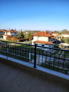 Athanasiou Apartment with Sea& Mountain Views