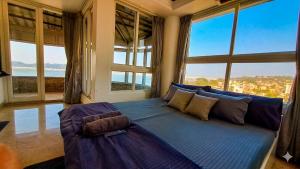 The Shire Penthouse Riverfront 3BHK